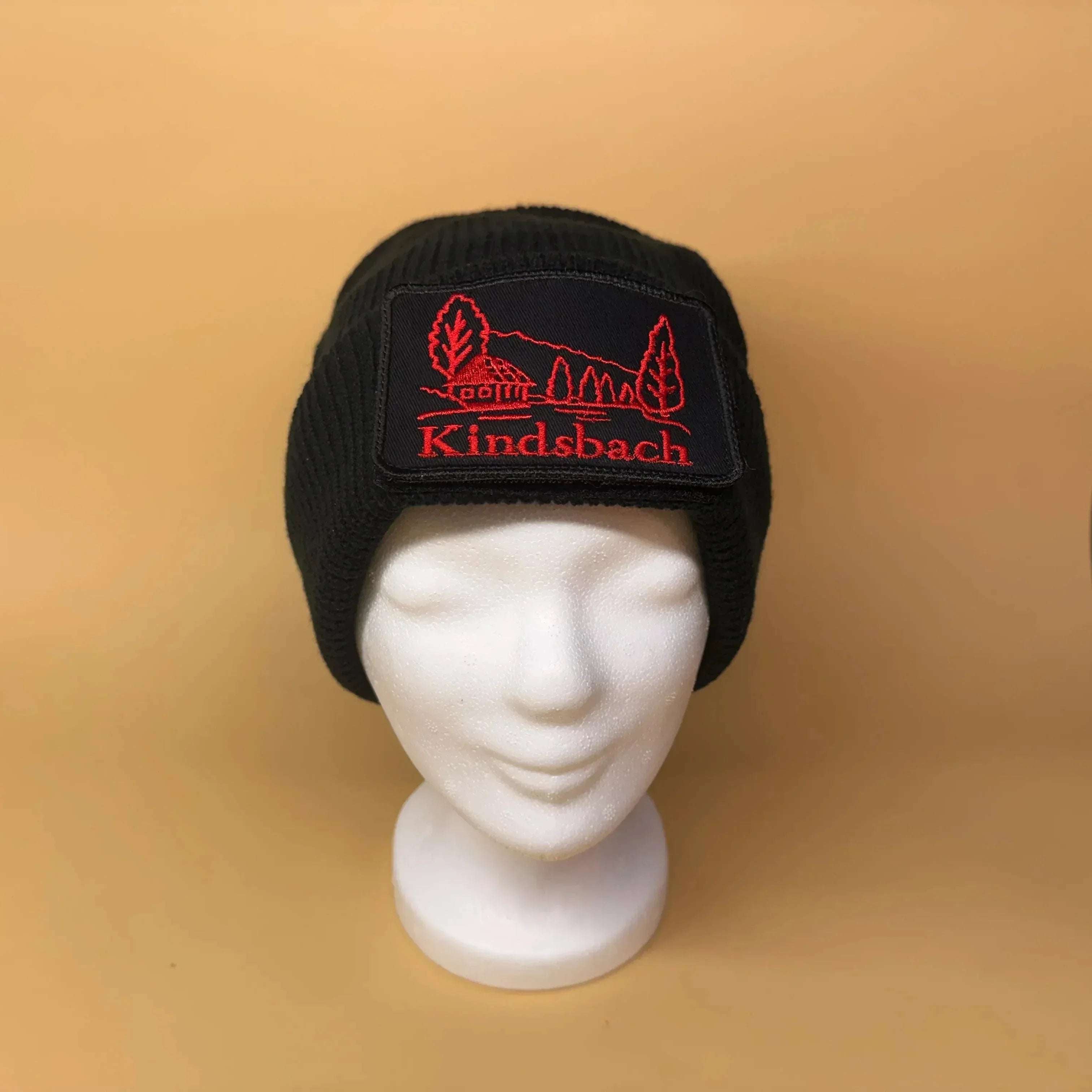 Beanie mit Klettfläche + Kindsbach Patch – Warmes Winter-Bundle mit Heimatgefühl - Pfälzer Löwen