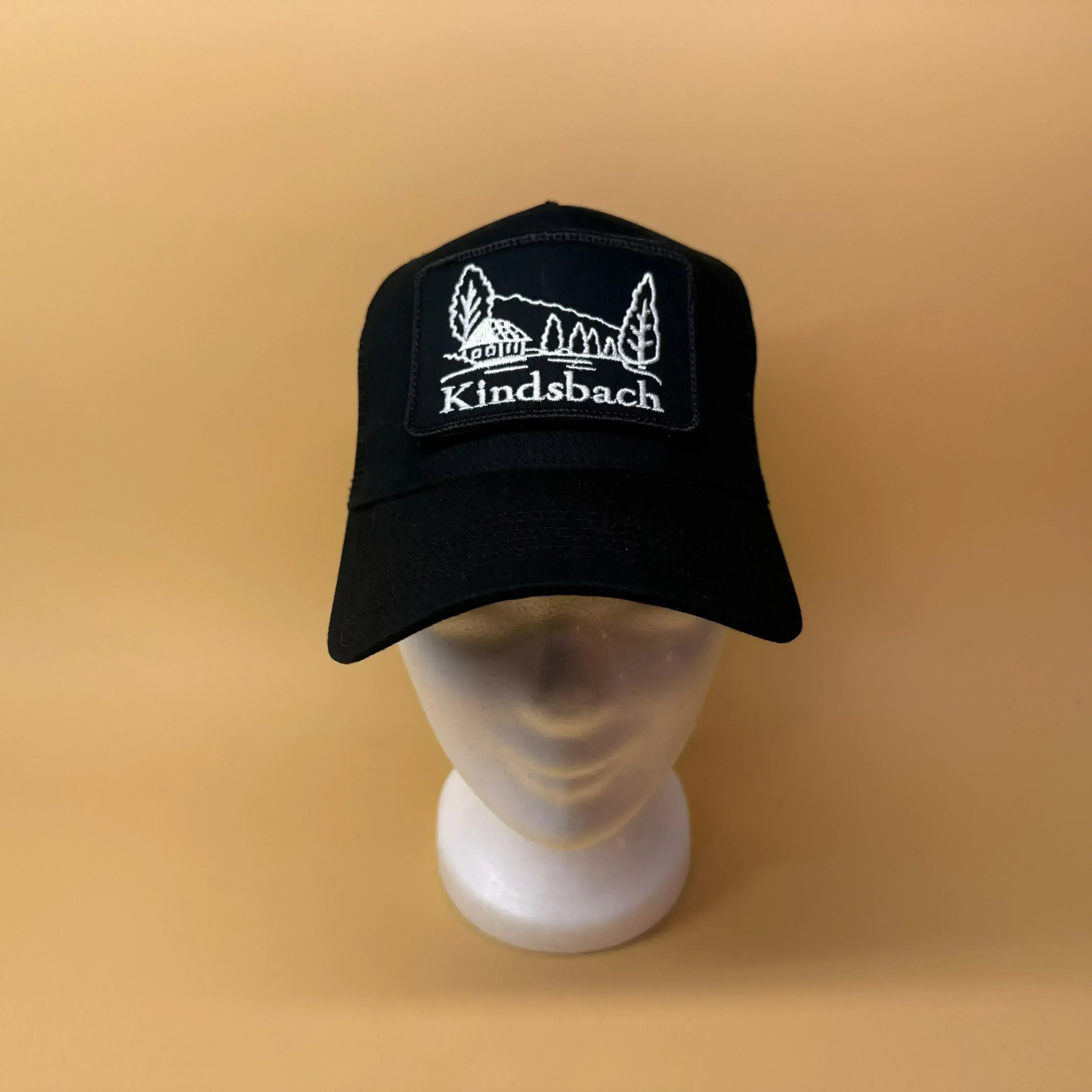 Trucker Cap mit Klettfläche + Kindsbach Patch – Regionaler Style mit Wechseloption