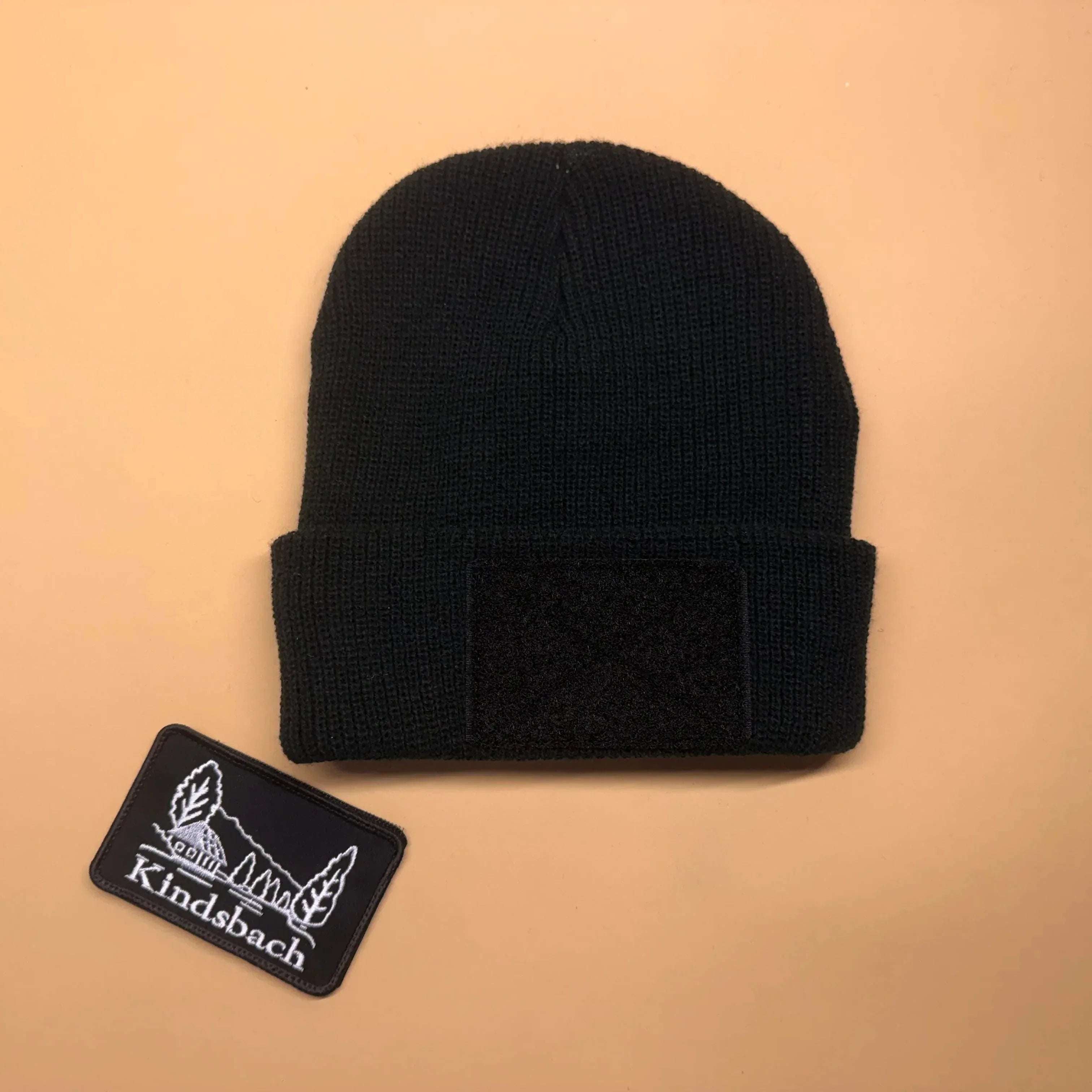 Beanie mit Klettfläche + Kindsbach Patch – Warmes Winter-Bundle mit Heimatgefühl - Pfälzer Löwen
