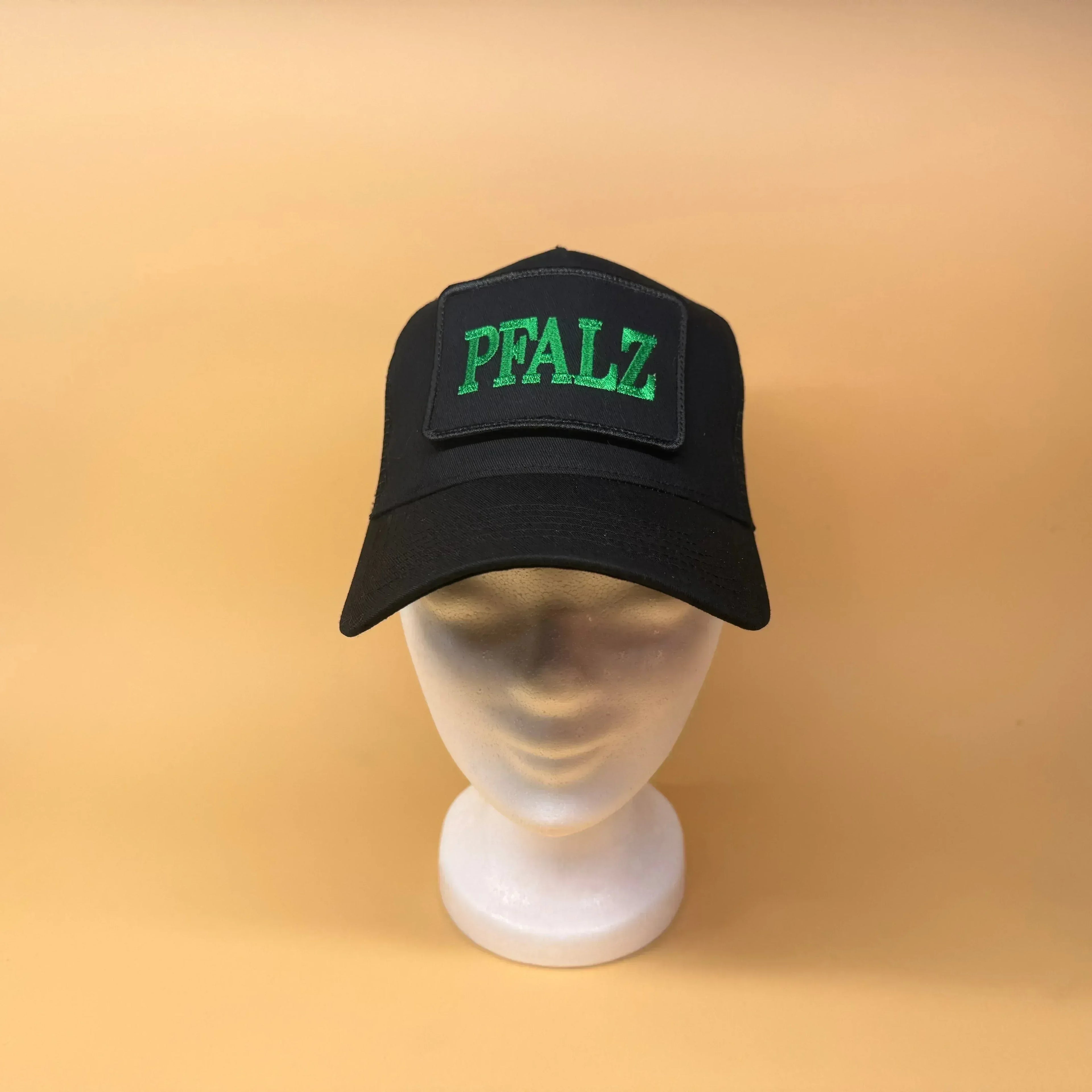Trucker Cap mit Klettfläche + Pfalz Patch – Flexibler Pfalz-Style im Bundle