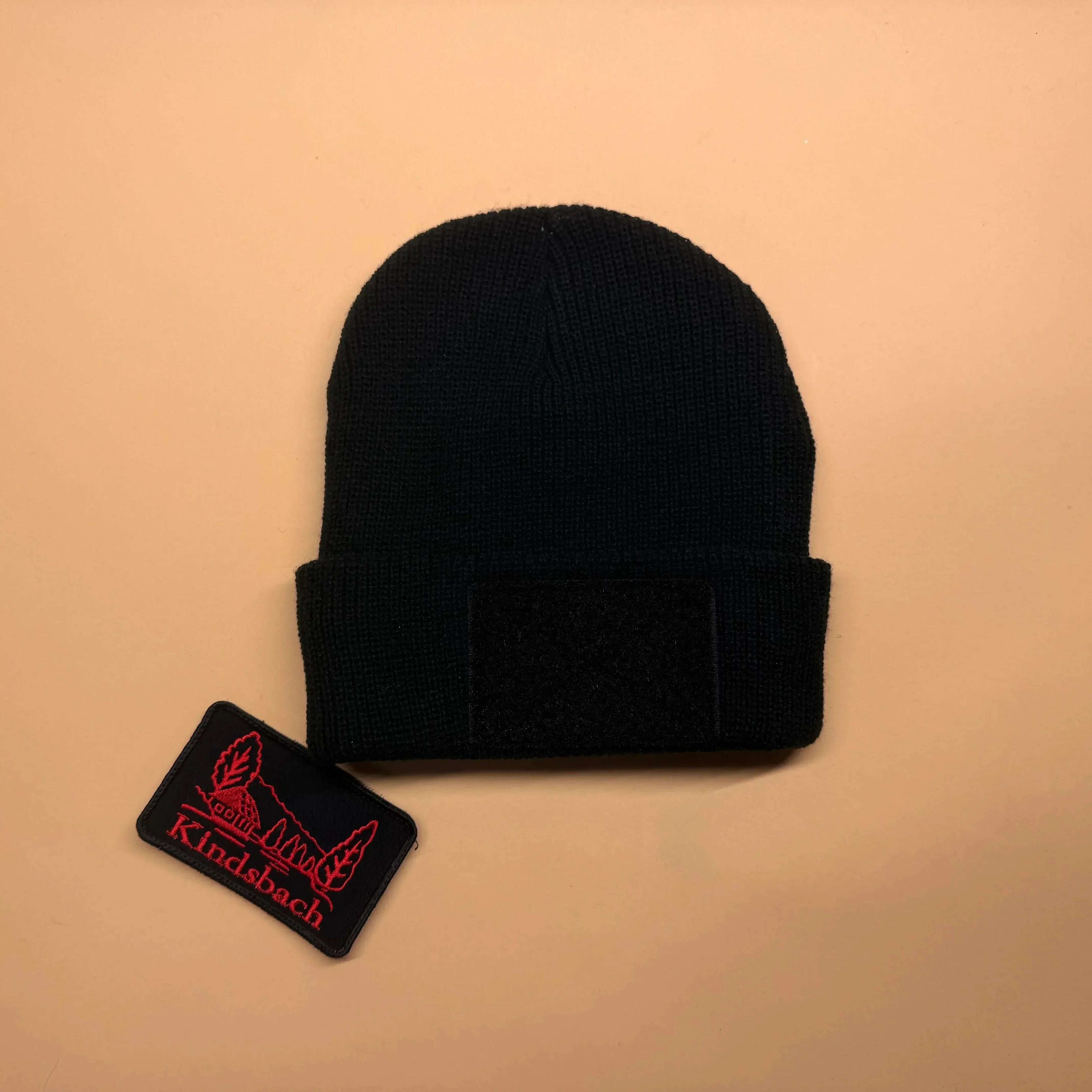 Beanie mit Klettfläche + Kindsbach Patch – Warmes Winter-Bundle mit Heimatgefühl - Pfälzer Löwen