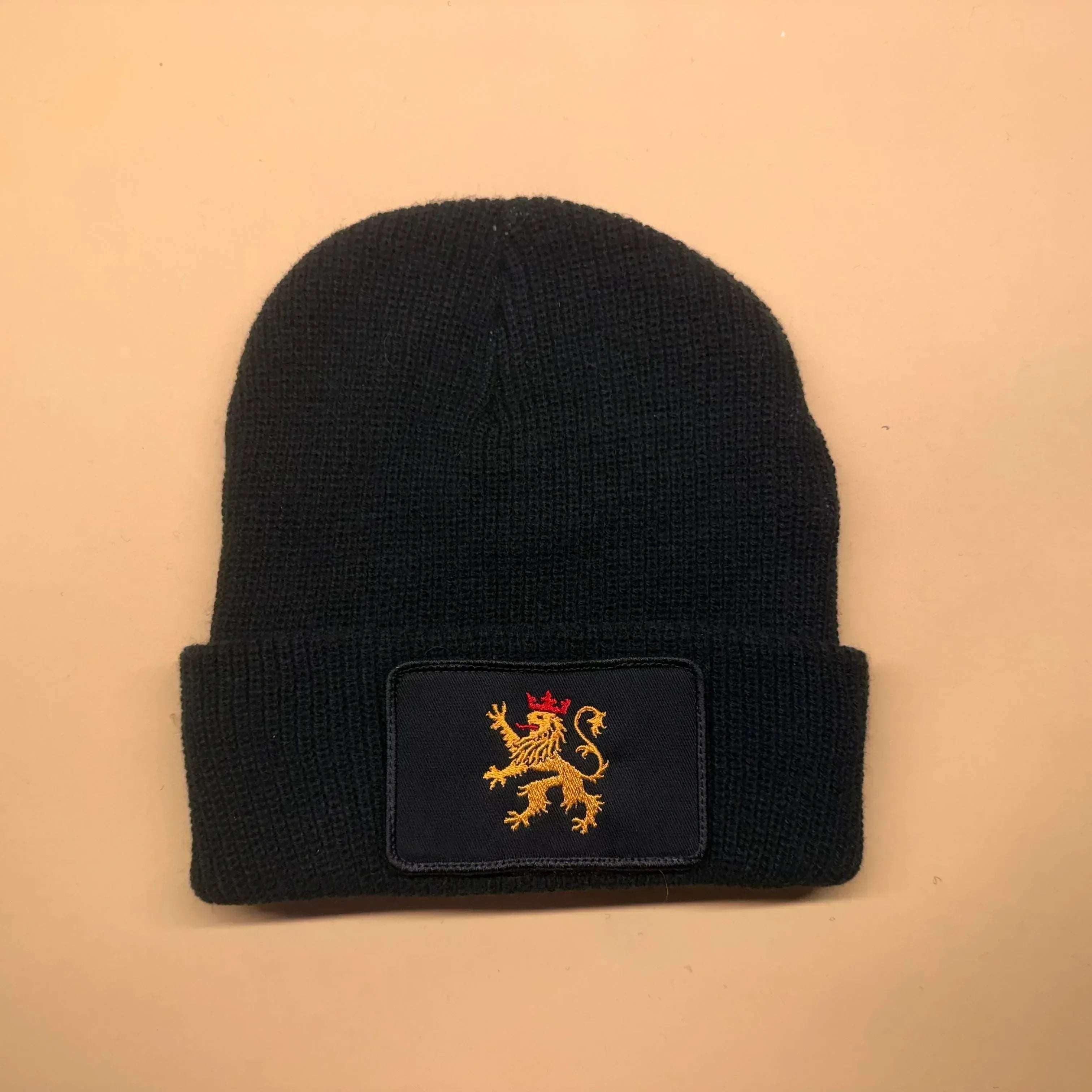 Beanie mit Klettfläche + Pfälzer Löwe Patch – Warmes Winter-Bundle für echte Pfälzer - Pfälzer Löwen