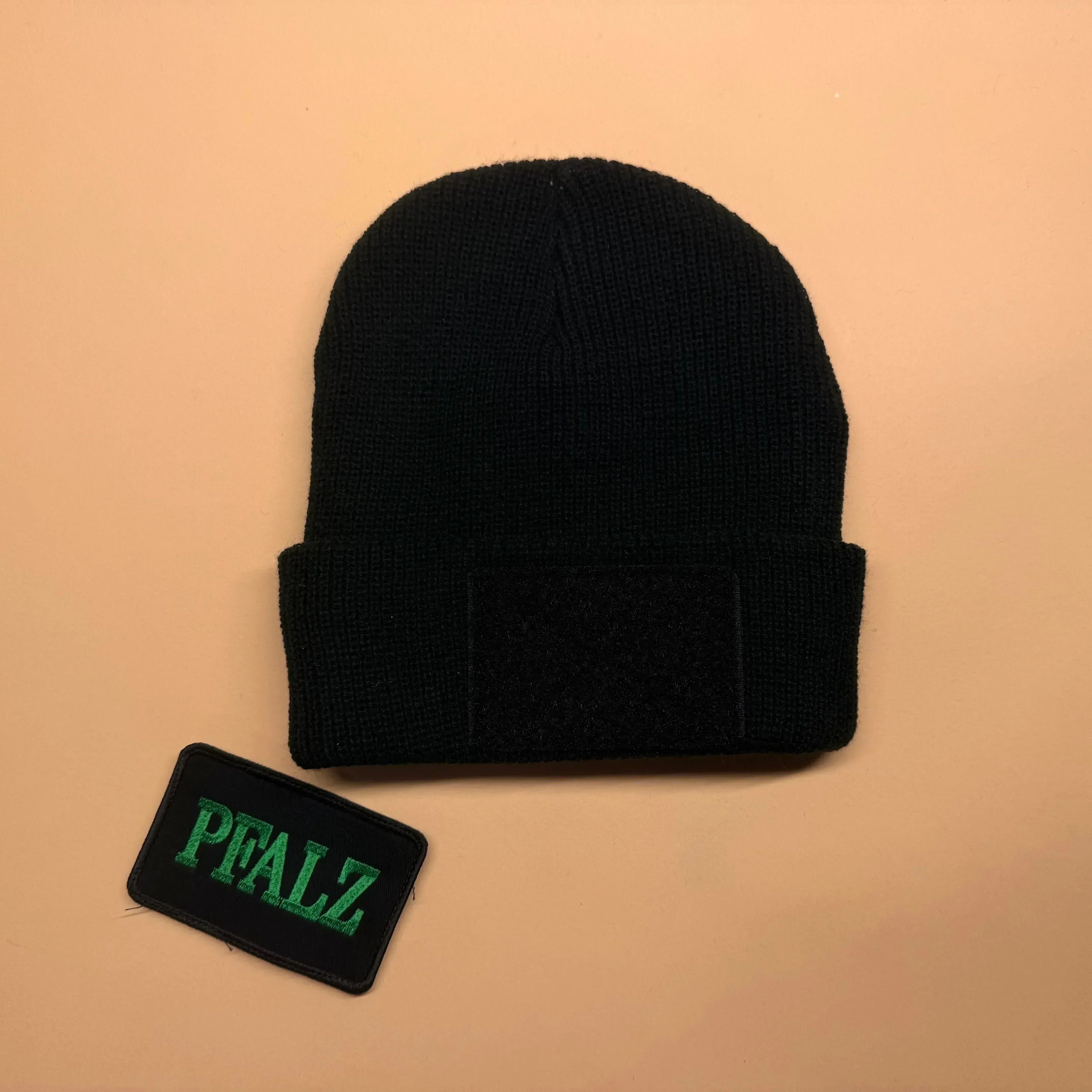 Beanie mit Klettfläche + Pfalz Patch – Warmes Winter-Bundle mit Pfalzgefühl - Pfälzer Löwen