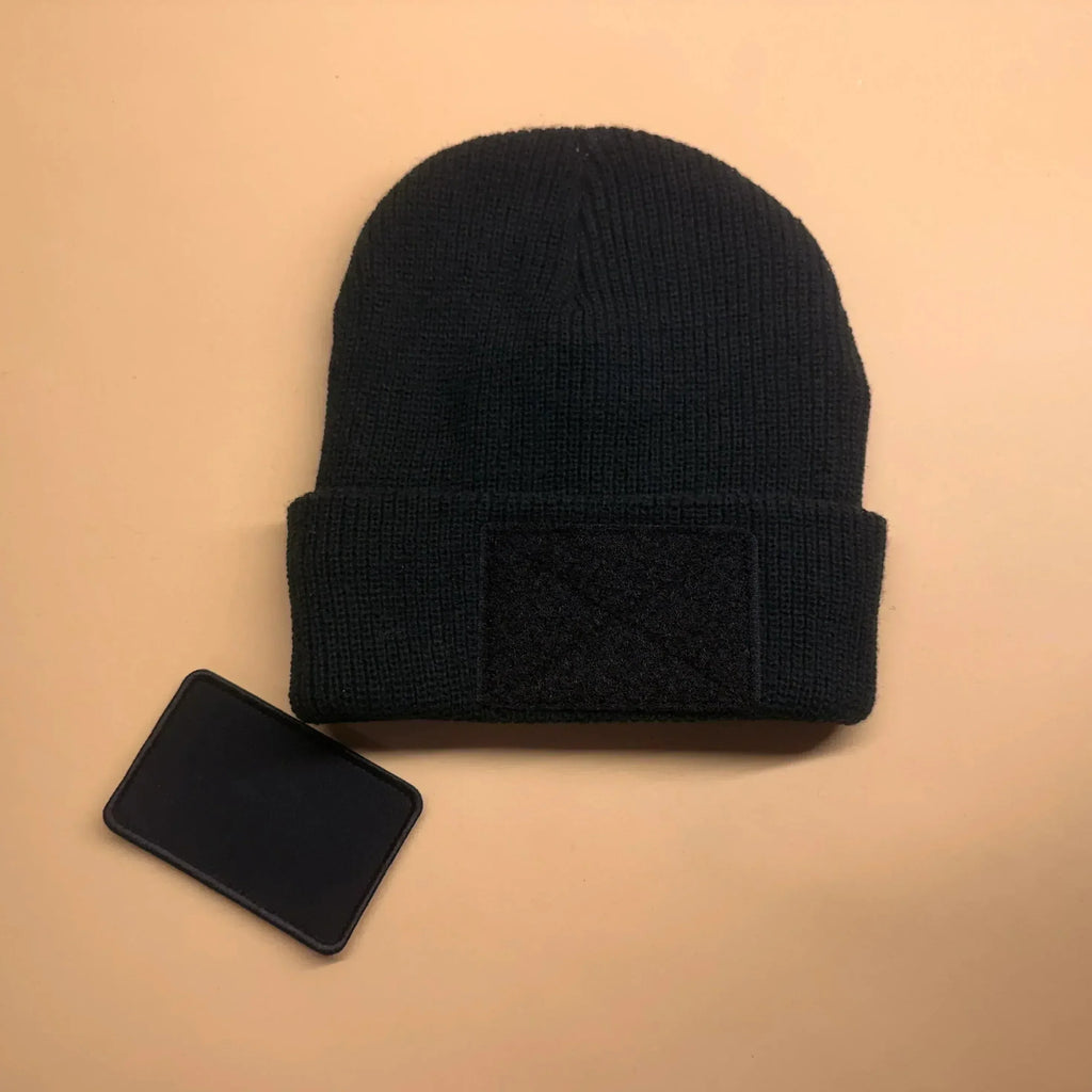 Beanie mit Klettfläche – Warm, flexibel & individuell kombinierbar - Pfälzer Löwen