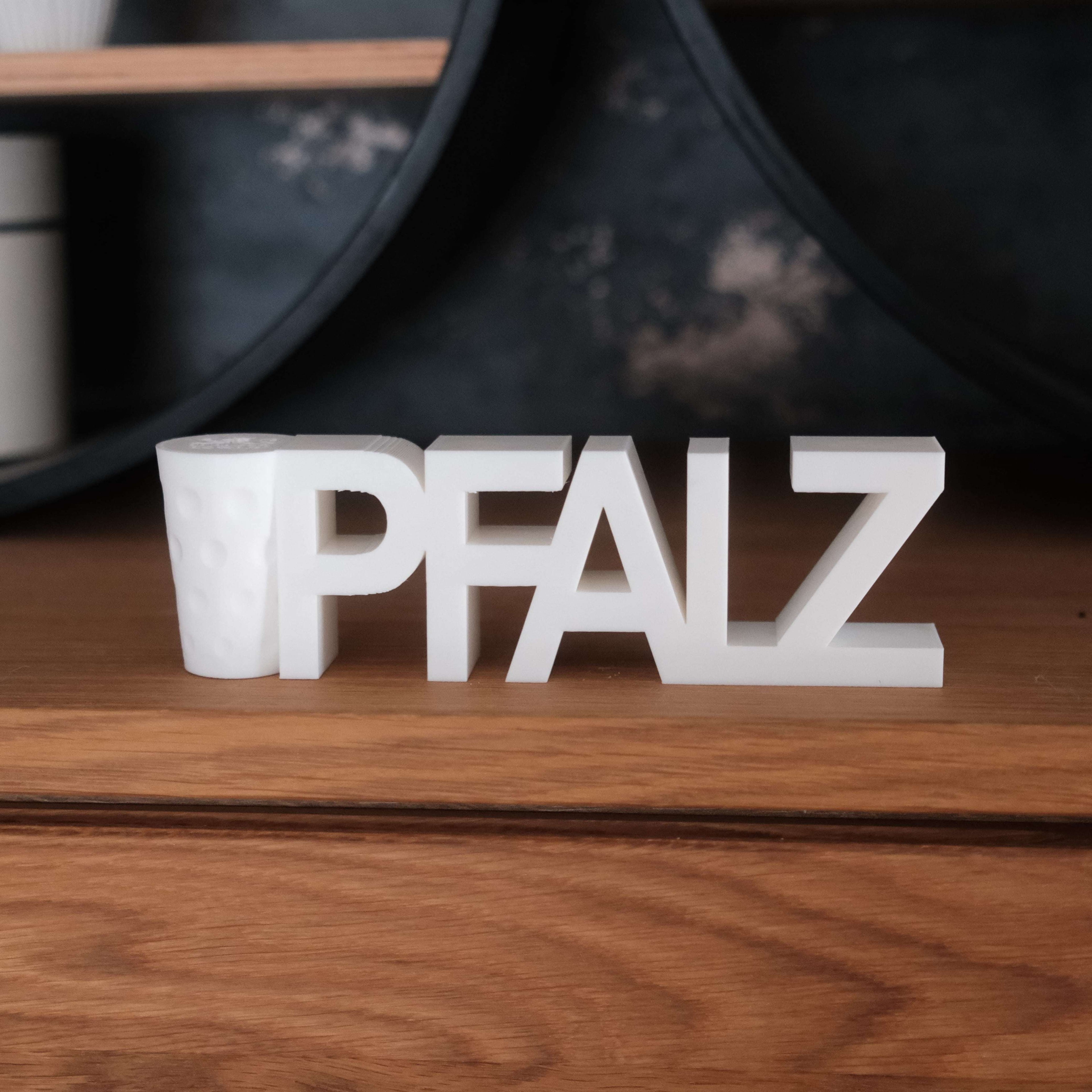 Pfalz Aufsteller mit Dubbeglas – Pfälzer Deko mit Kultfaktor