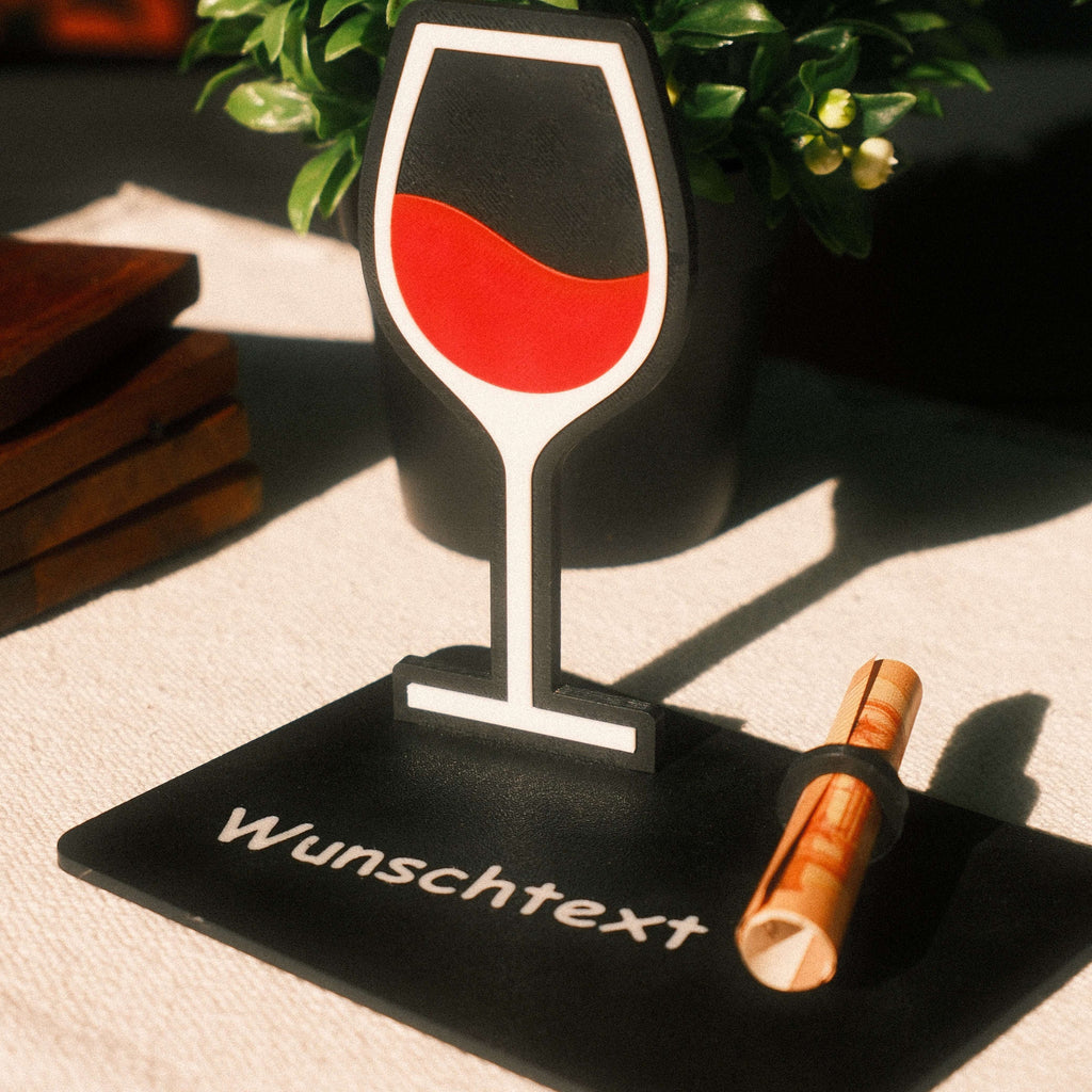 Personalisierbares Geldgeschenk Weinglas – Geschenkidee für Weinliebhaber aus der Pfalz - Geschenk von den Pfälzer Löwen